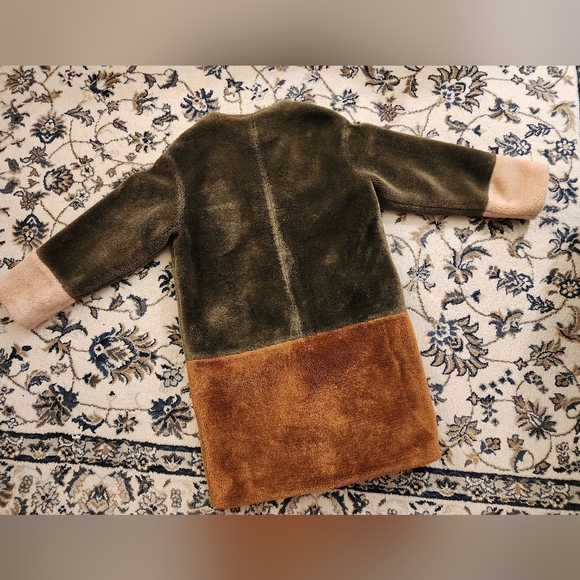 Cozy Shacket - Picture 5 of 5